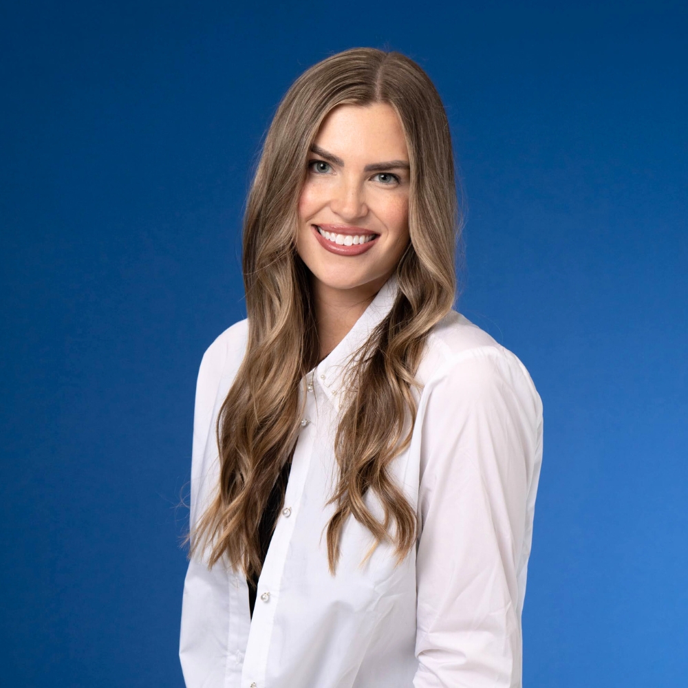 Headshot of Libby Bille