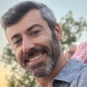 Headshot of Eric Laureiro